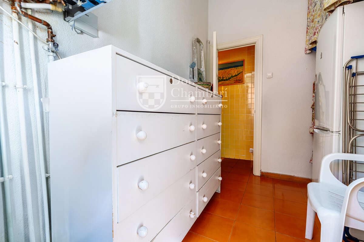 4 chambre Appartement à vendre à Madrid ville - 705 000 € (Ref: 9758357)