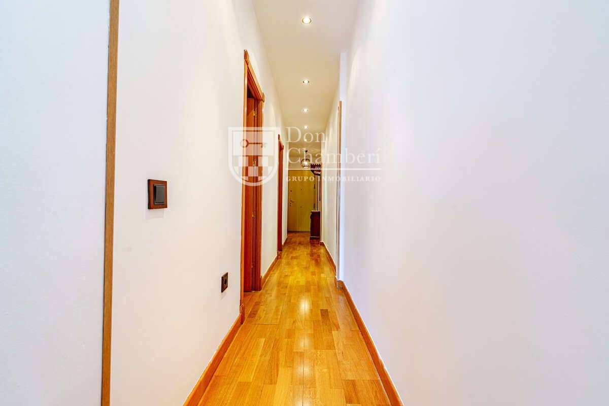 1 sypialnia Mieszkanie do wynajęcia w Miasto Madryt - 1 450 € (Ref: 9780051)