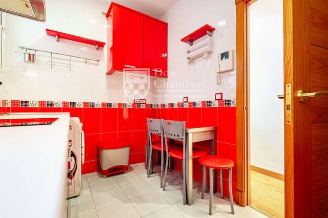 1 sypialnia Mieszkanie do wynajęcia w Chamberí, Miasto Madryt - 1 450 € (Ref: 9780051)