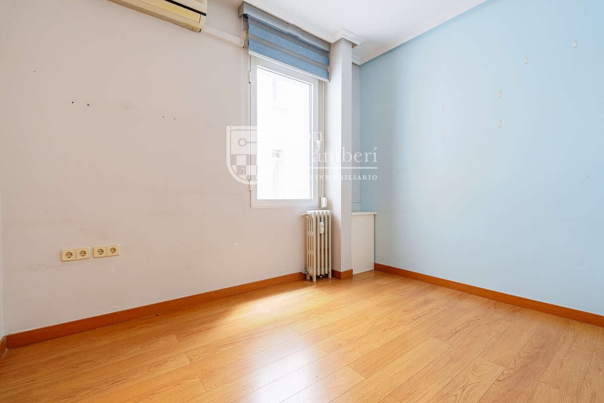 3 soverom Leilighet til salgs i Madrid by - € 698 000 (Ref: 9780052)