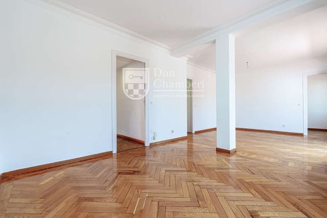 2 makuuhuone Asunto vuokrattavana paikassa Chamberí, Madrid kaupunki - 2 700 € (Ref: 9800311)