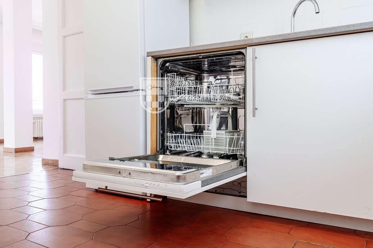 2 makuuhuone Asunto vuokrattavana paikassa Madrid kaupunki - 2 700 € (Ref: 9800311)