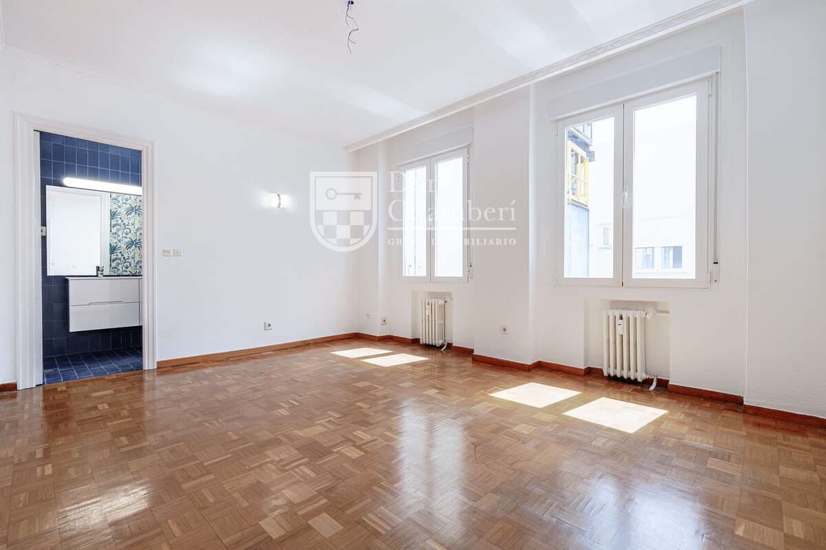 2 makuuhuone Asunto vuokrattavana paikassa Madrid kaupunki - 2 700 € (Ref: 9800311)