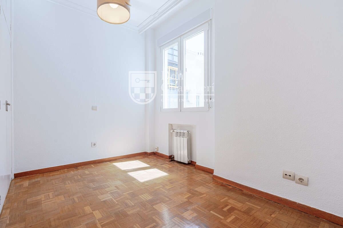 2 makuuhuone Asunto vuokrattavana paikassa Madrid kaupunki - 2 700 € (Ref: 9800311)