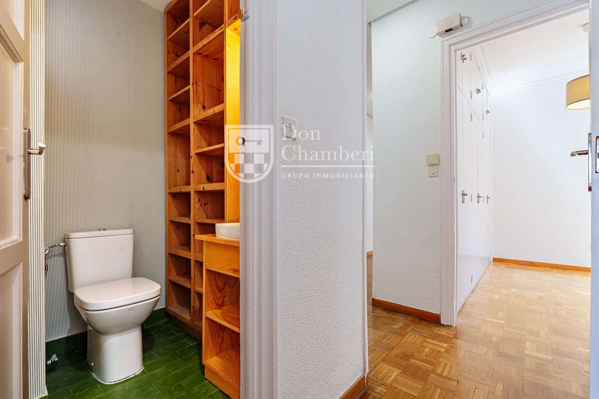 2 makuuhuone Asunto vuokrattavana paikassa Madrid kaupunki - 2 700 € (Ref: 9800311)