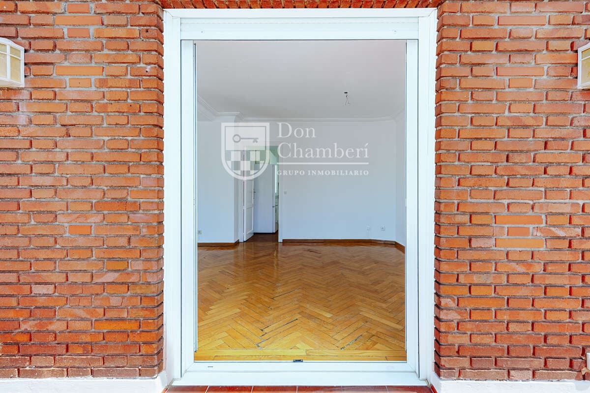 2 makuuhuone Asunto vuokrattavana paikassa Madrid kaupunki - 2 700 € (Ref: 9800311)