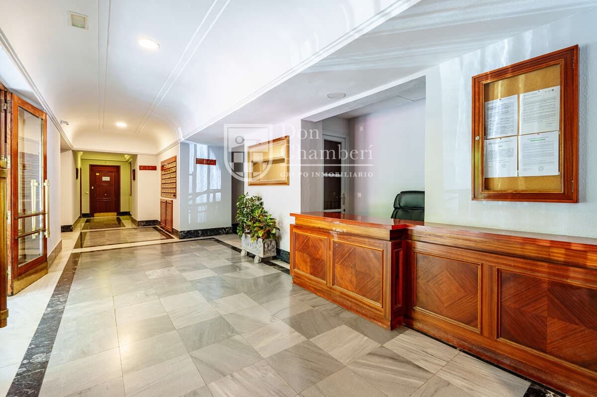 2 makuuhuone Asunto vuokrattavana paikassa Madrid kaupunki - 2 700 € (Ref: 9800311)