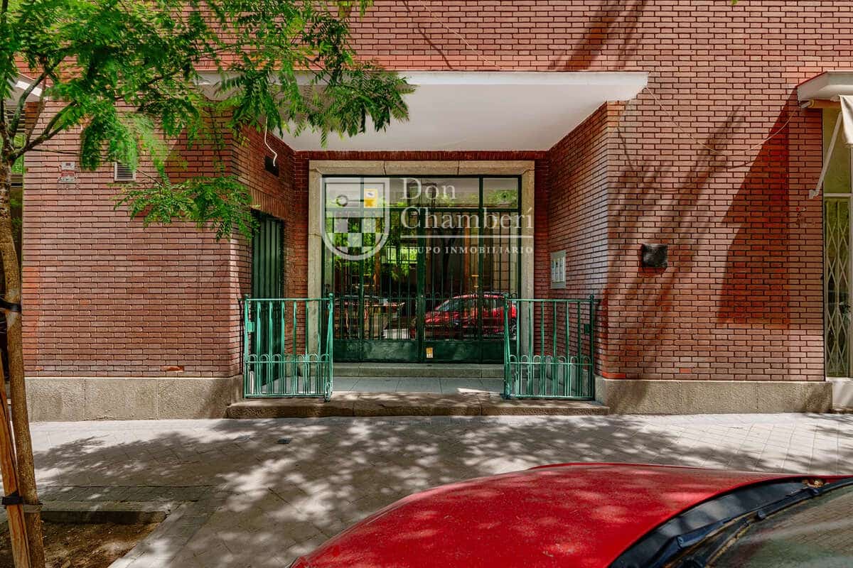 2 makuuhuone Asunto vuokrattavana paikassa Madrid kaupunki - 2 700 € (Ref: 9800311)