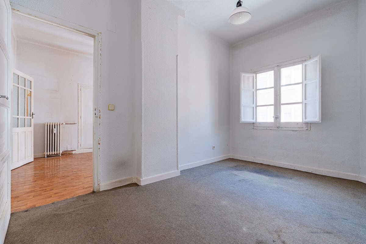 3 bedroom Flat for sale in Madrid city with garage - € 690,000 (Ref: 9805938)