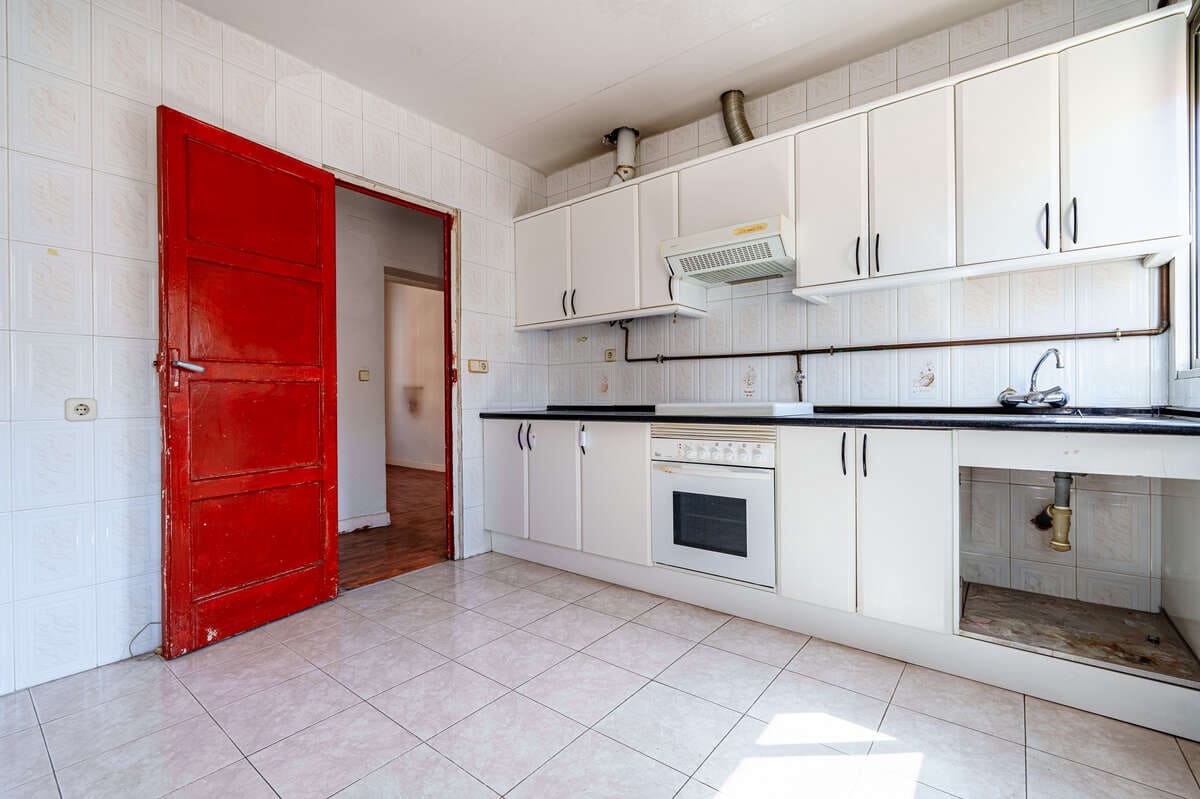 3 bedroom Flat for sale in Madrid city with garage - € 690,000 (Ref: 9805938)