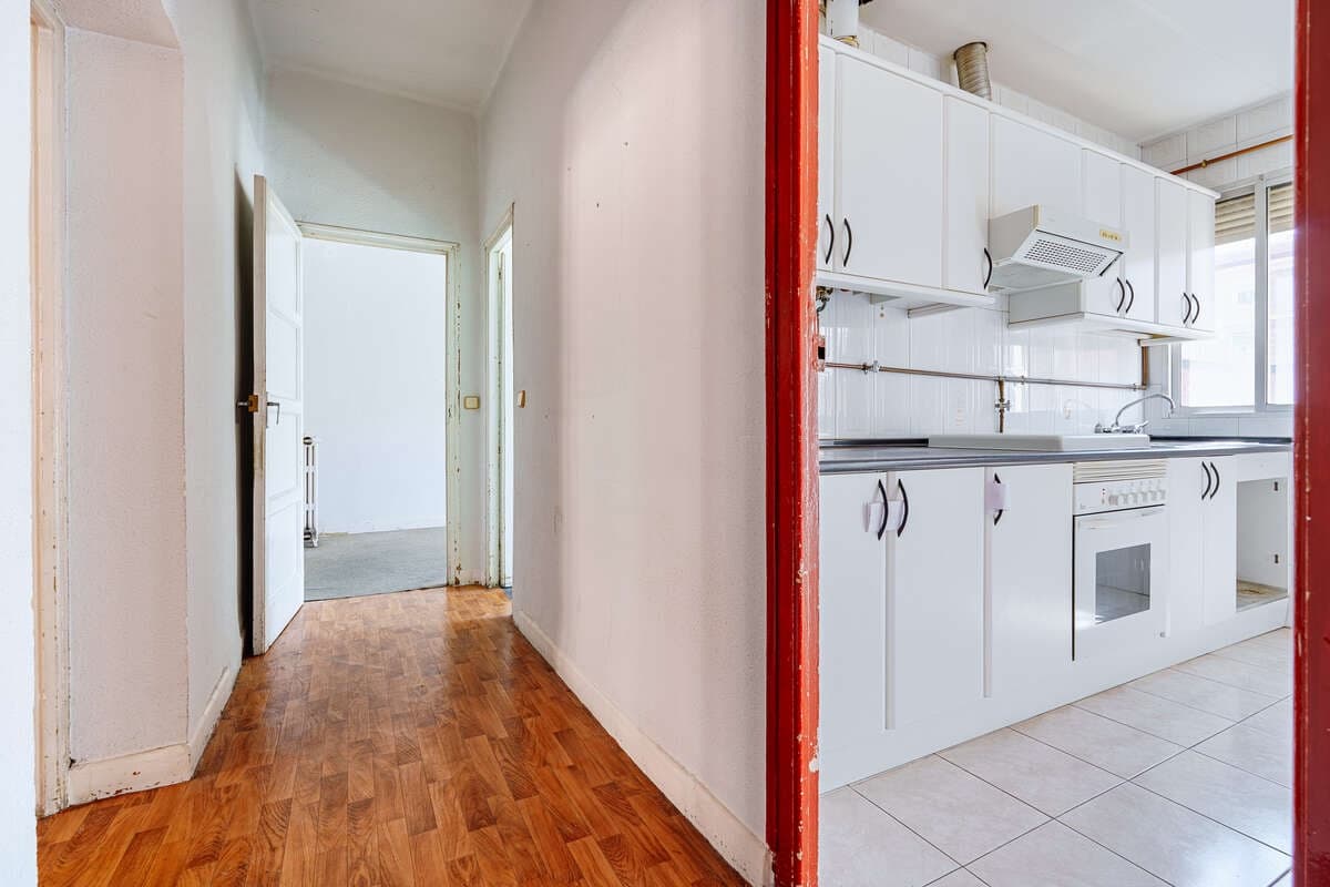 3 bedroom Flat for sale in Madrid city with garage - € 690,000 (Ref: 9805938)