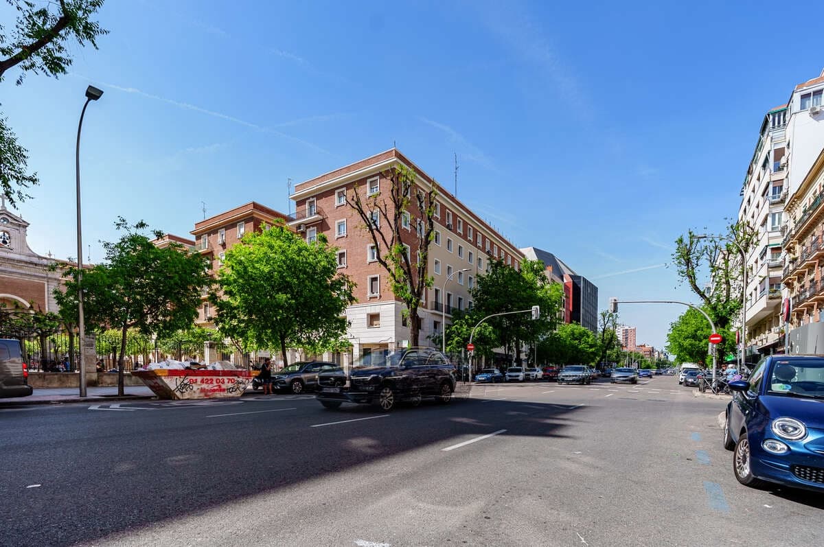 3 bedroom Flat for sale in Madrid city with garage - € 690,000 (Ref: 9805938)