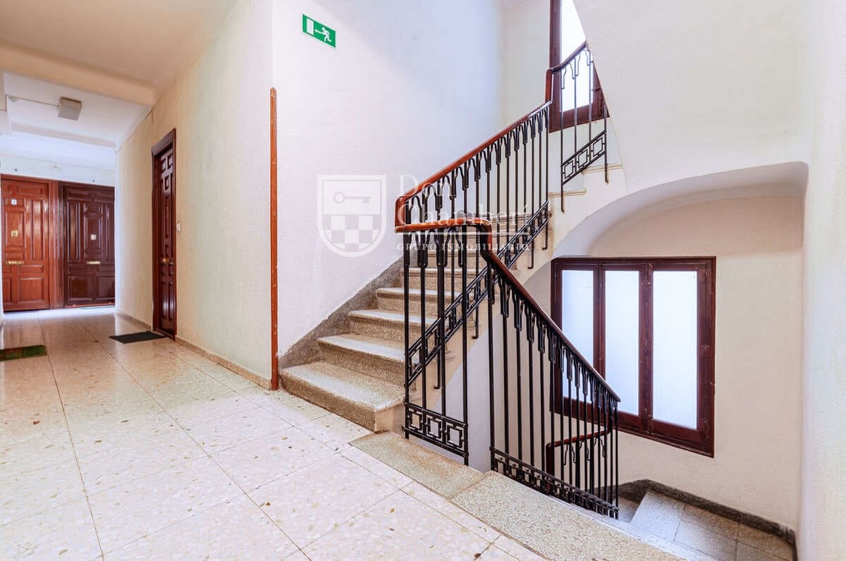 3 slaapkamer Flat te koop in Madrid stad - € 475.000 (Ref: 9813633)