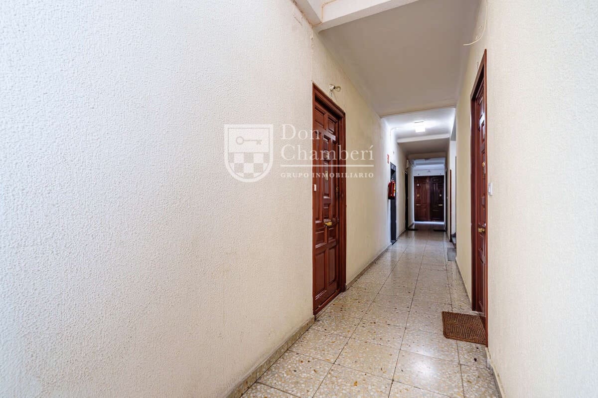3 slaapkamer Flat te koop in Madrid stad - € 475.000 (Ref: 9813633)