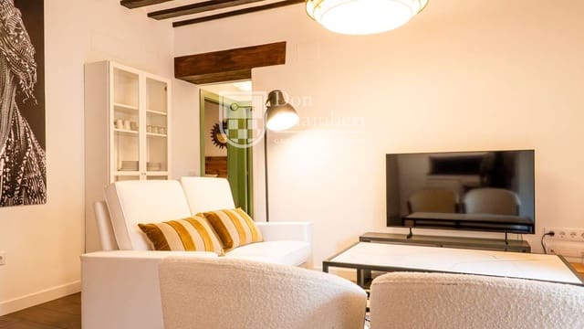 Apartamento de 2 habitaciones en Segovia ciudad en alquiler - 2.600 € (Ref: 9815417)