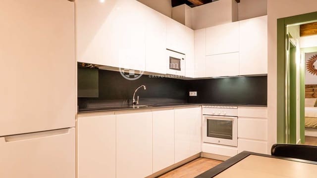 Apartamento de 1 habitación en Segovia ciudad en alquiler - 1.700 € (Ref: 9815418)