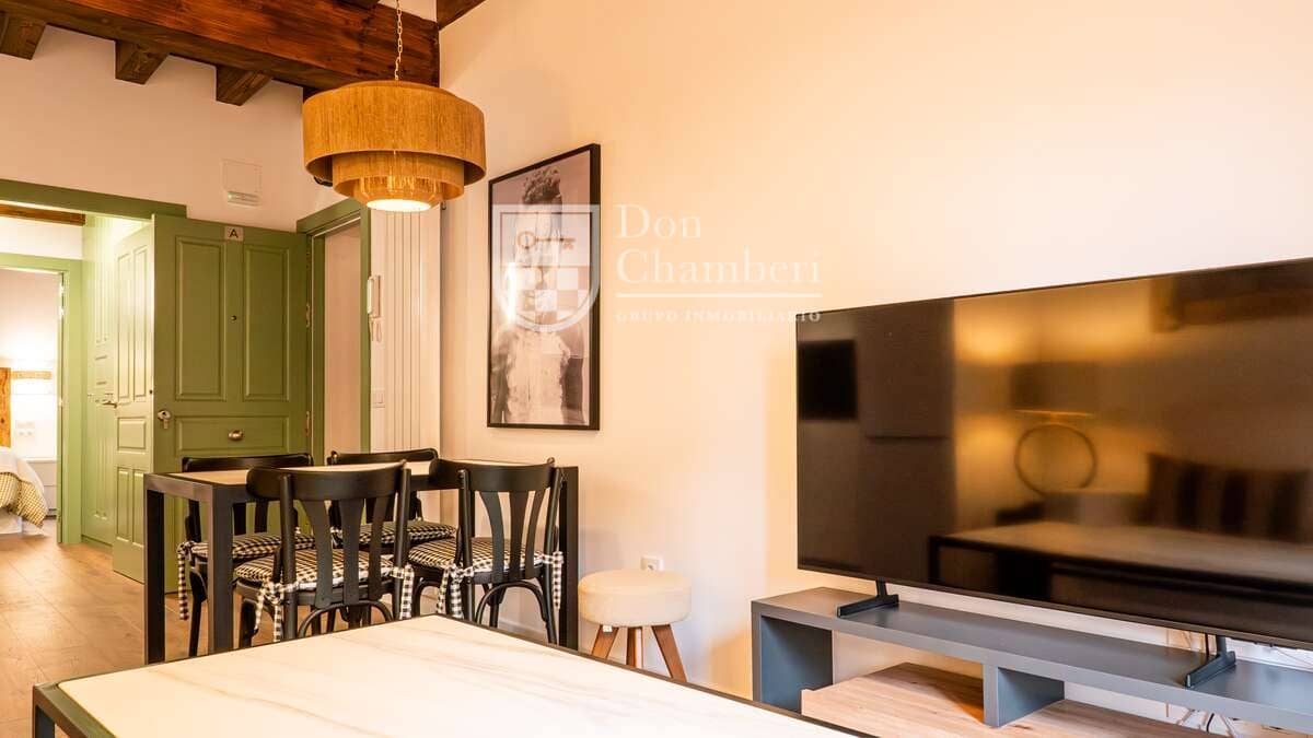 Apartamento de 1 habitación en Segovia ciudad en alquiler - 1.700 € (Ref: 9815418)