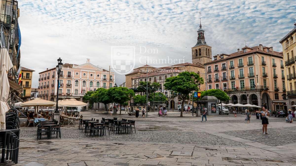 Apartamento de 1 habitación en Segovia ciudad en alquiler - 1.700 € (Ref: 9815418)