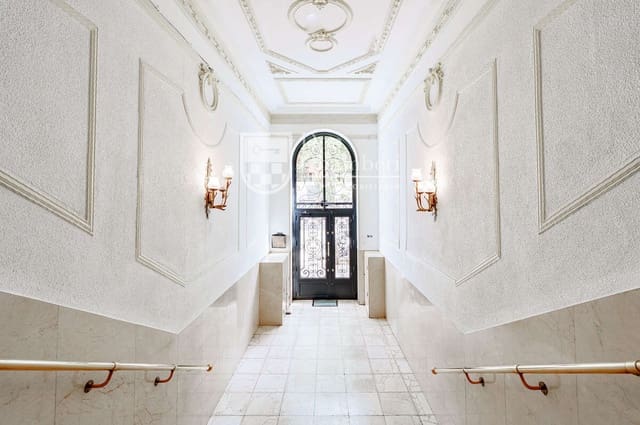 Piso de 2 habitaciones en Chamberí, Madrid ciudad en venta - 600.000 € (Ref: 9816848)