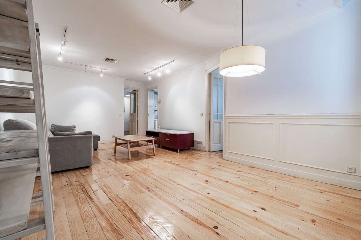 Piso de 2 habitaciones en Madrid ciudad en venta - 560.000 € (Ref: 9816848)