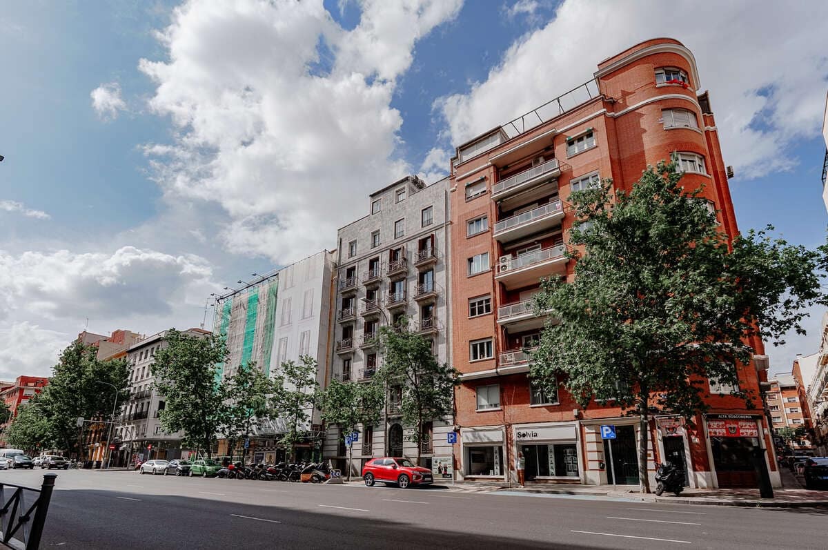 Piso de 2 habitaciones en Madrid ciudad en venta - 560.000 € (Ref: 9816848)
