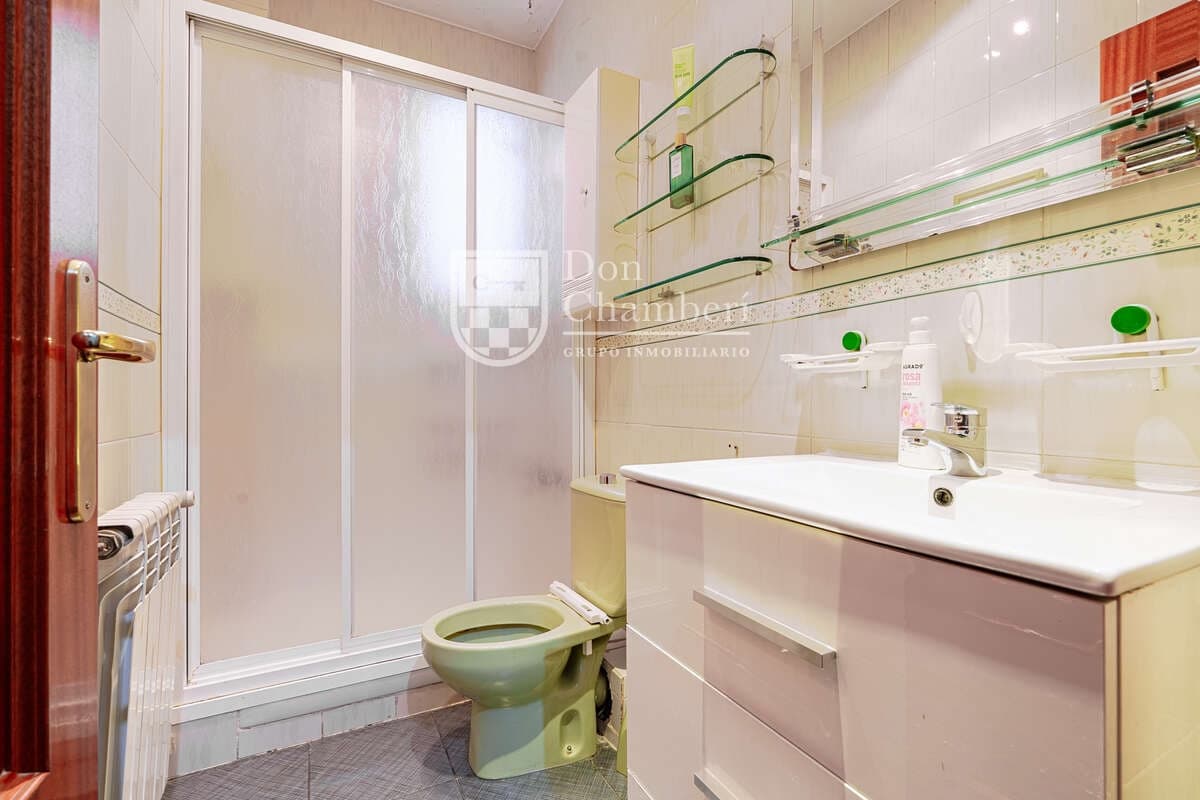 3 soveværelse Lejlighed til salg i Madrid by - € 475.000 (Ref: 9828200)