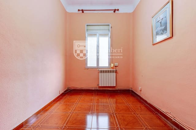3 slaapkamer Flat te koop in Chamberí, Madrid stad - € 475.000 (Ref: 9828200)