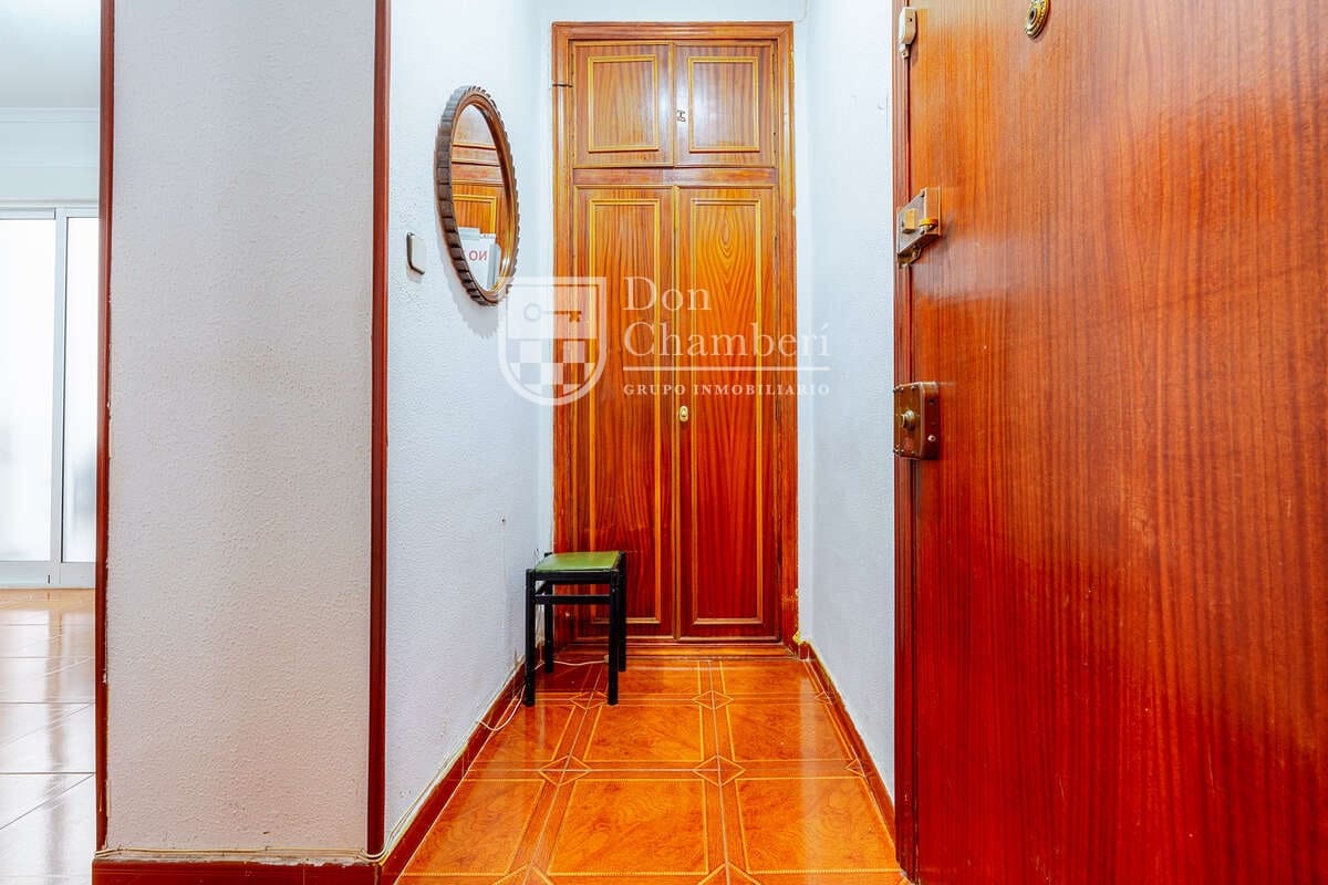 3 soveværelse Lejlighed til salg i Madrid by - € 475.000 (Ref: 9828200)