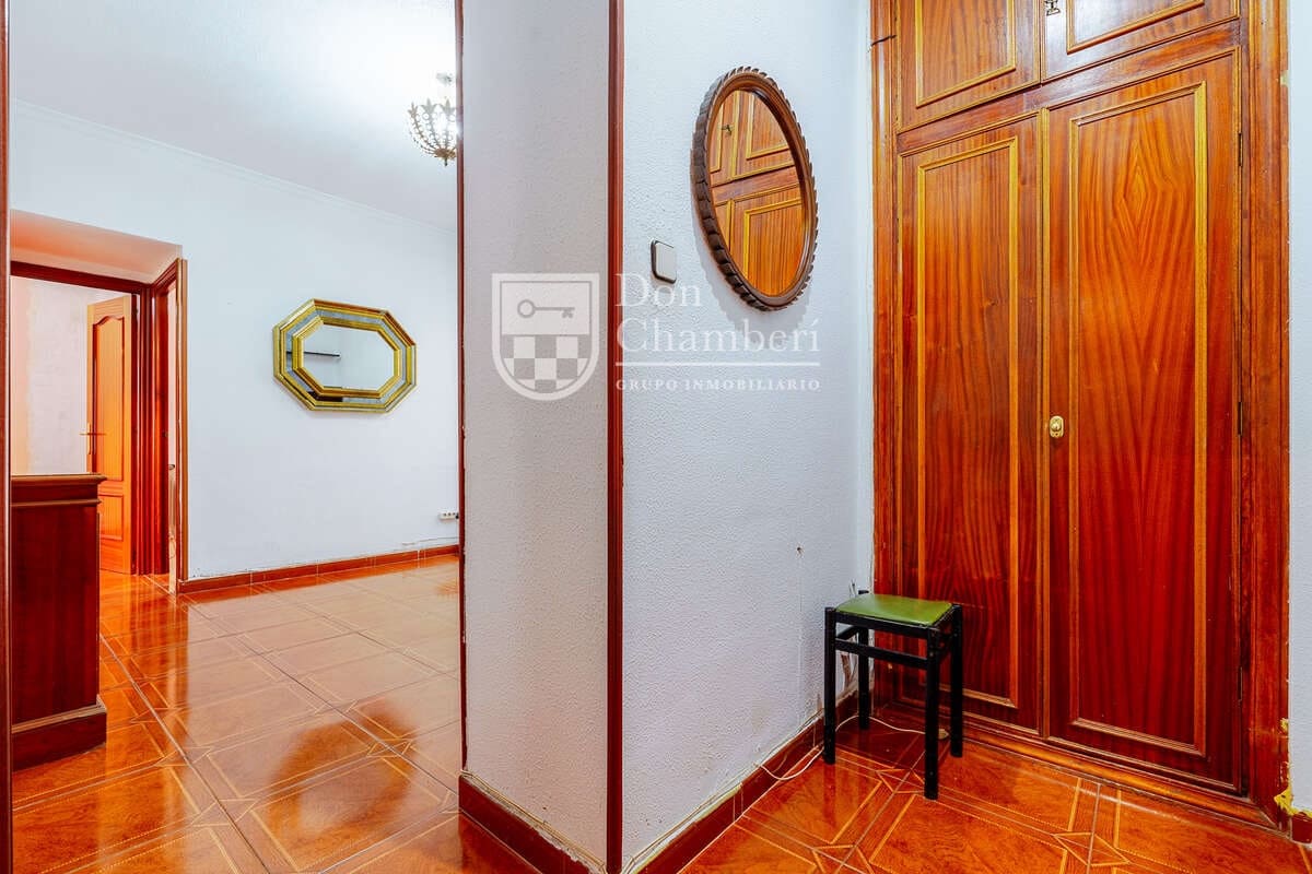 3 soveværelse Lejlighed til salg i Madrid by - € 475.000 (Ref: 9828200)