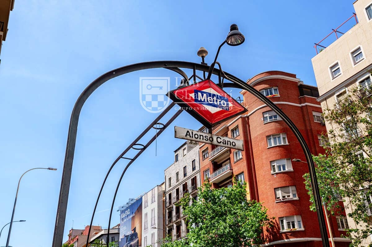 3 soveværelse Lejlighed til salg i Madrid by - € 475.000 (Ref: 9828200)