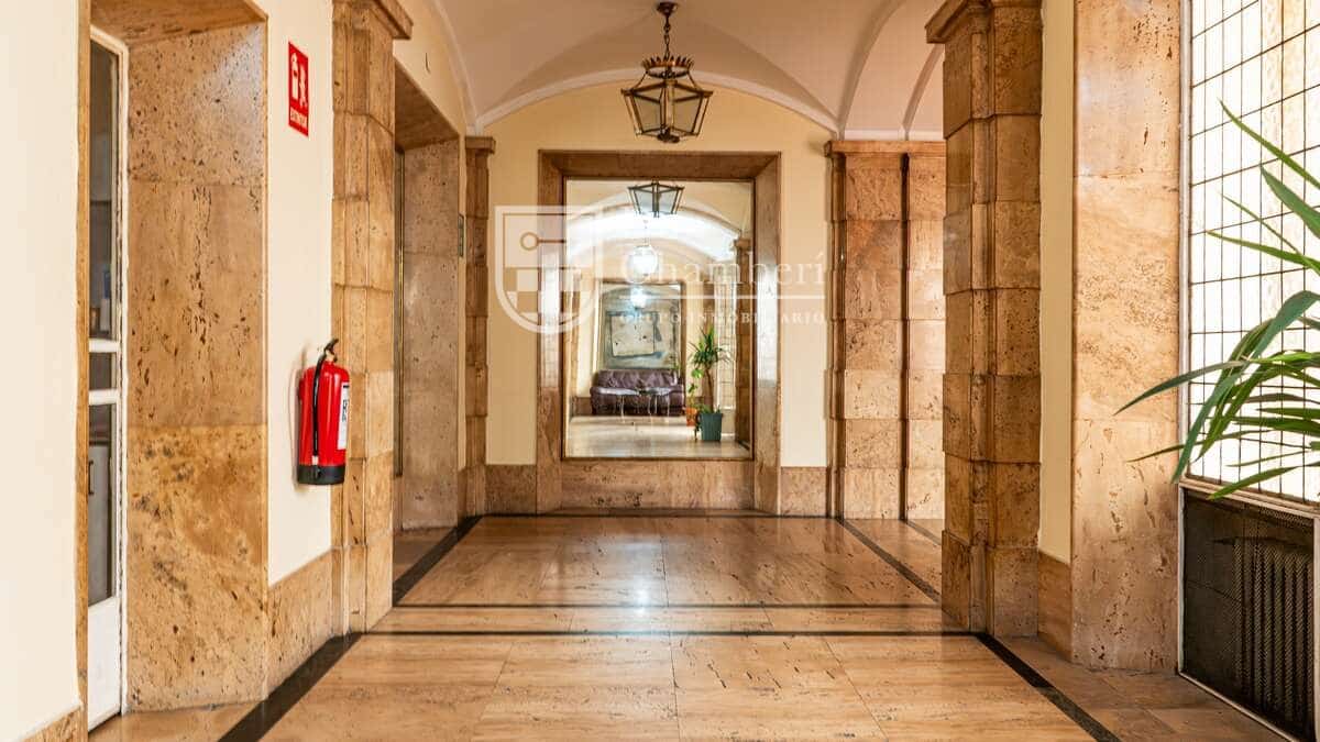 2 soveværelse Lejlighed til salg i Madrid by - € 390.716 (Ref: 9828201)