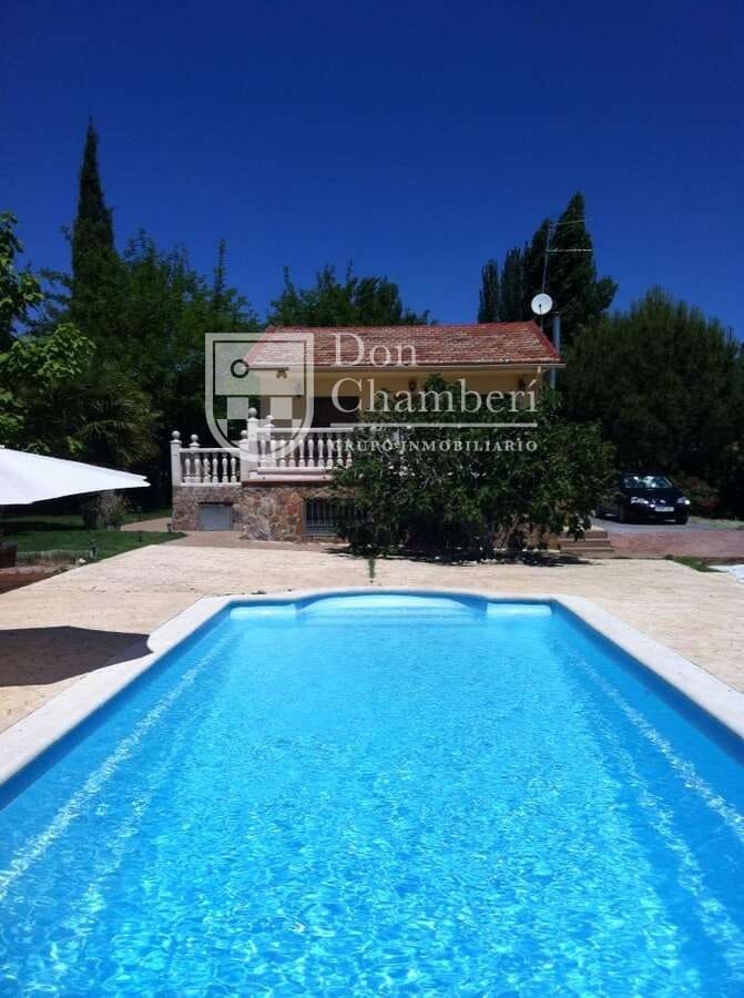 2 quarto Moradia para venda em El Viso de San Juan com piscina garagem - 276 000 € (Ref: 9828202)