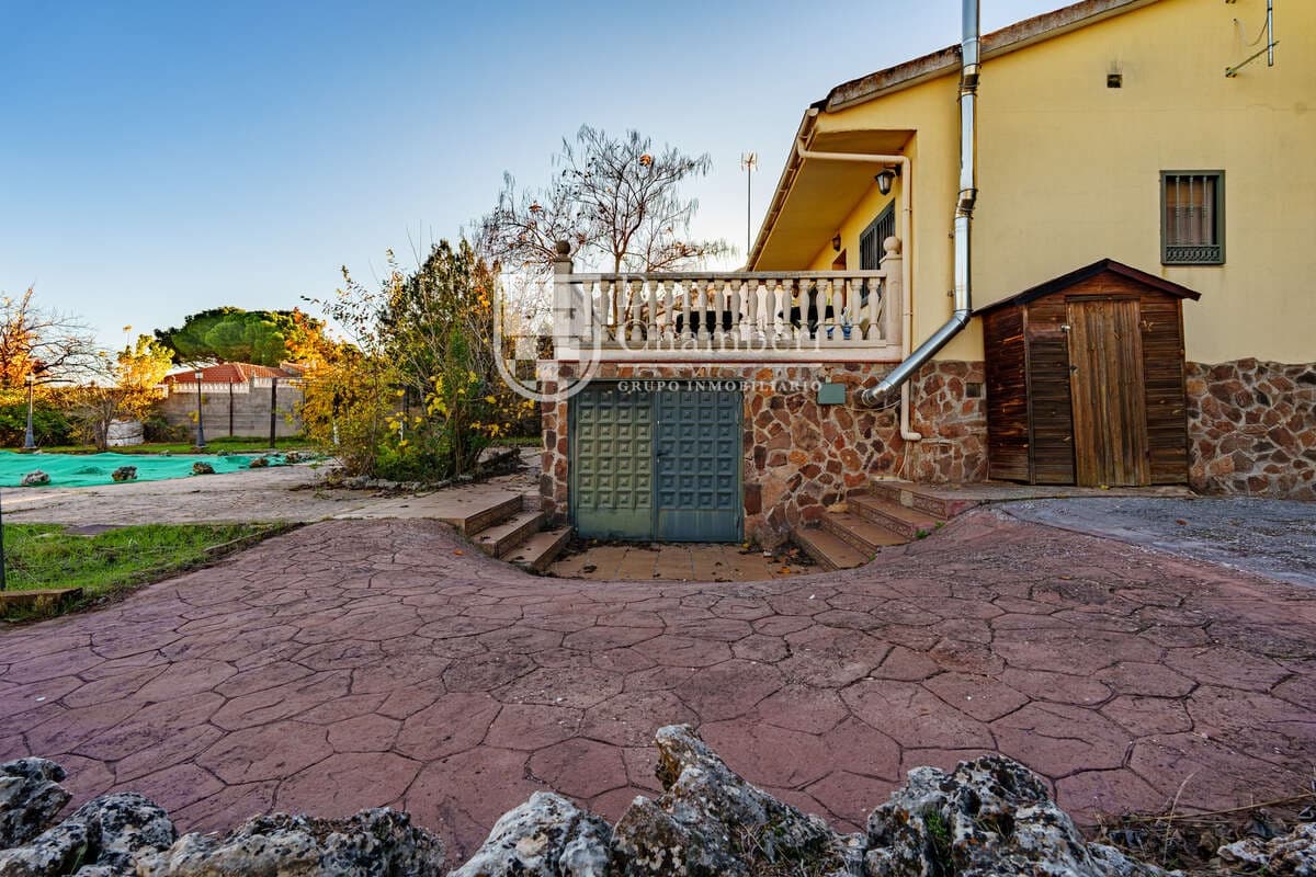 2 quarto Moradia para venda em El Viso de San Juan com piscina garagem - 276 000 € (Ref: 9828202)
