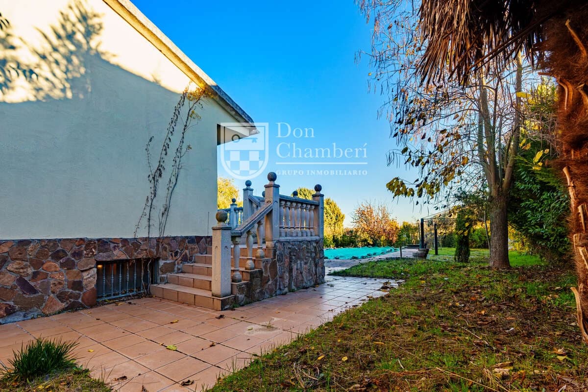 2 quarto Moradia para venda em El Viso de San Juan com piscina garagem - 276 000 € (Ref: 9828202)