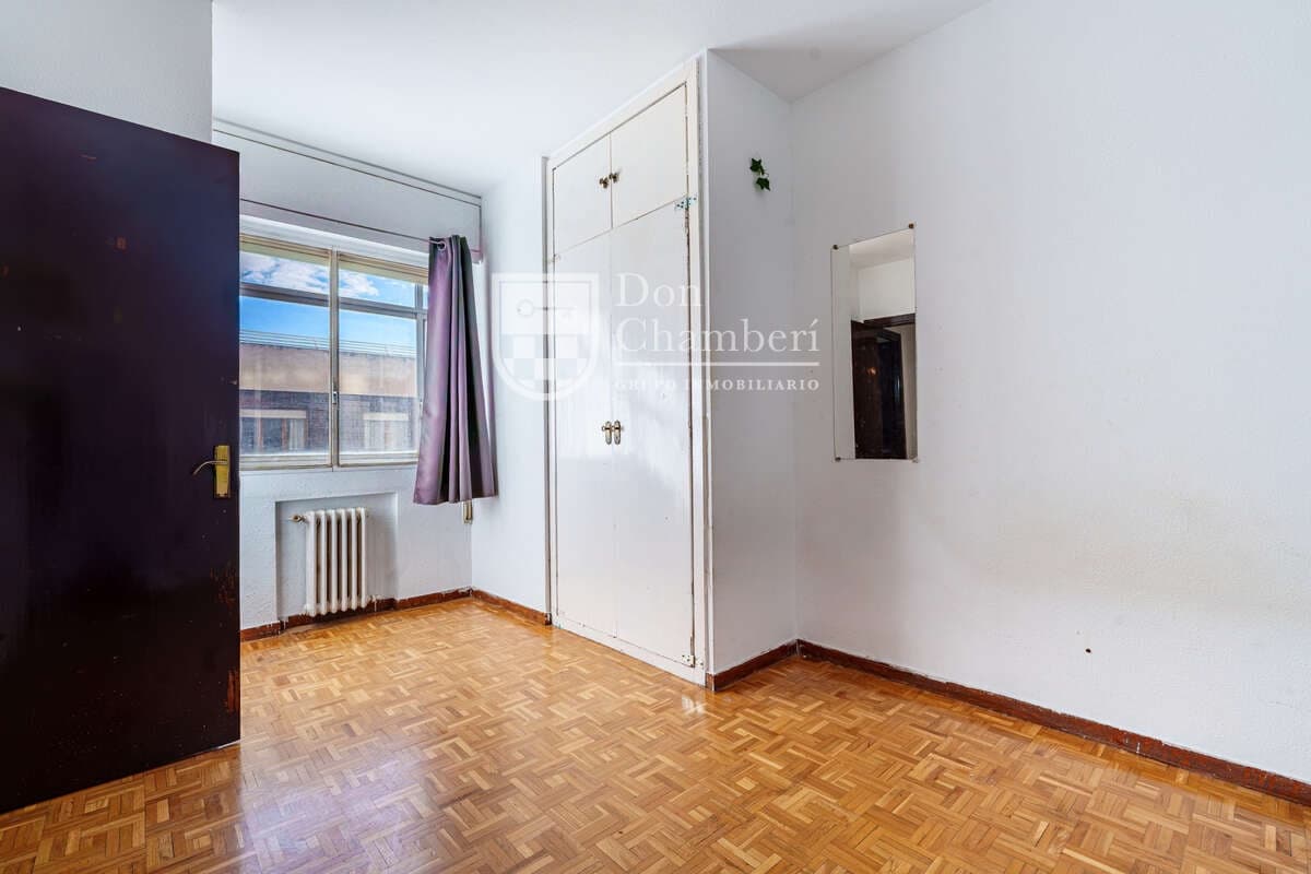 4 soveværelse Lejlighed til salg i Madrid by - € 849.000 (Ref: 9830525)