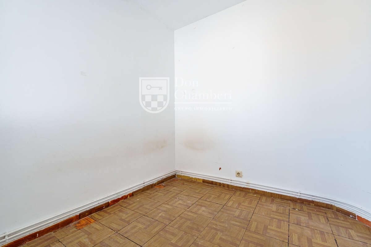 4 soveværelse Lejlighed til salg i Madrid by - € 849.000 (Ref: 9830525)