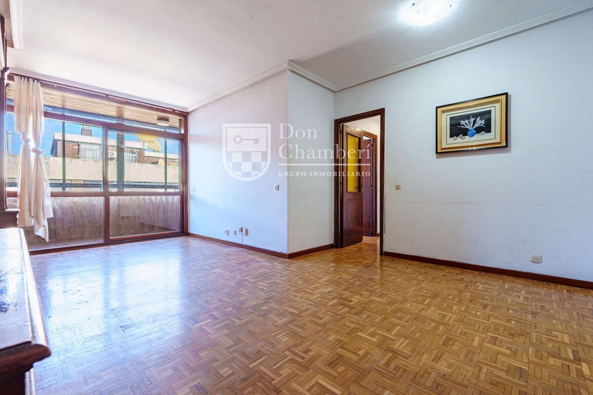 4 soveværelse Lejlighed til salg i Madrid by - € 849.000 (Ref: 9830525)