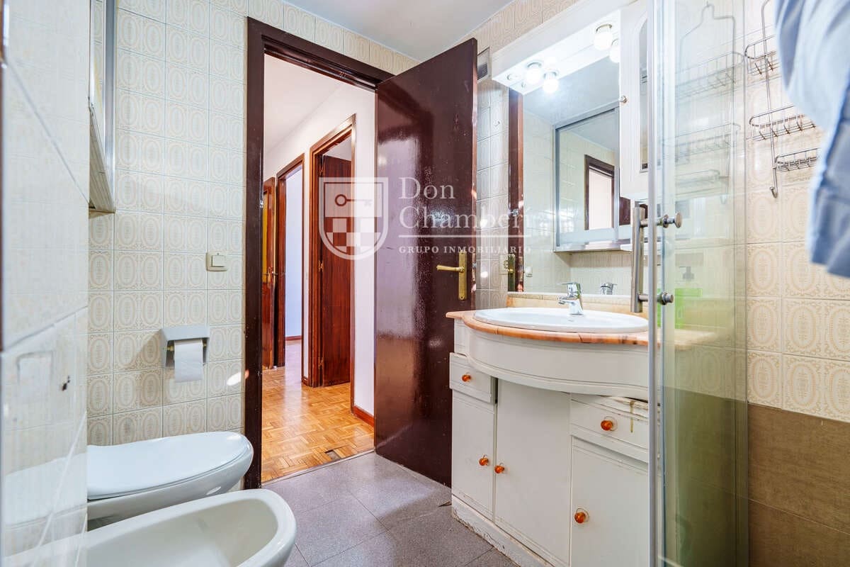 4 soveværelse Lejlighed til salg i Madrid by - € 849.000 (Ref: 9830525)