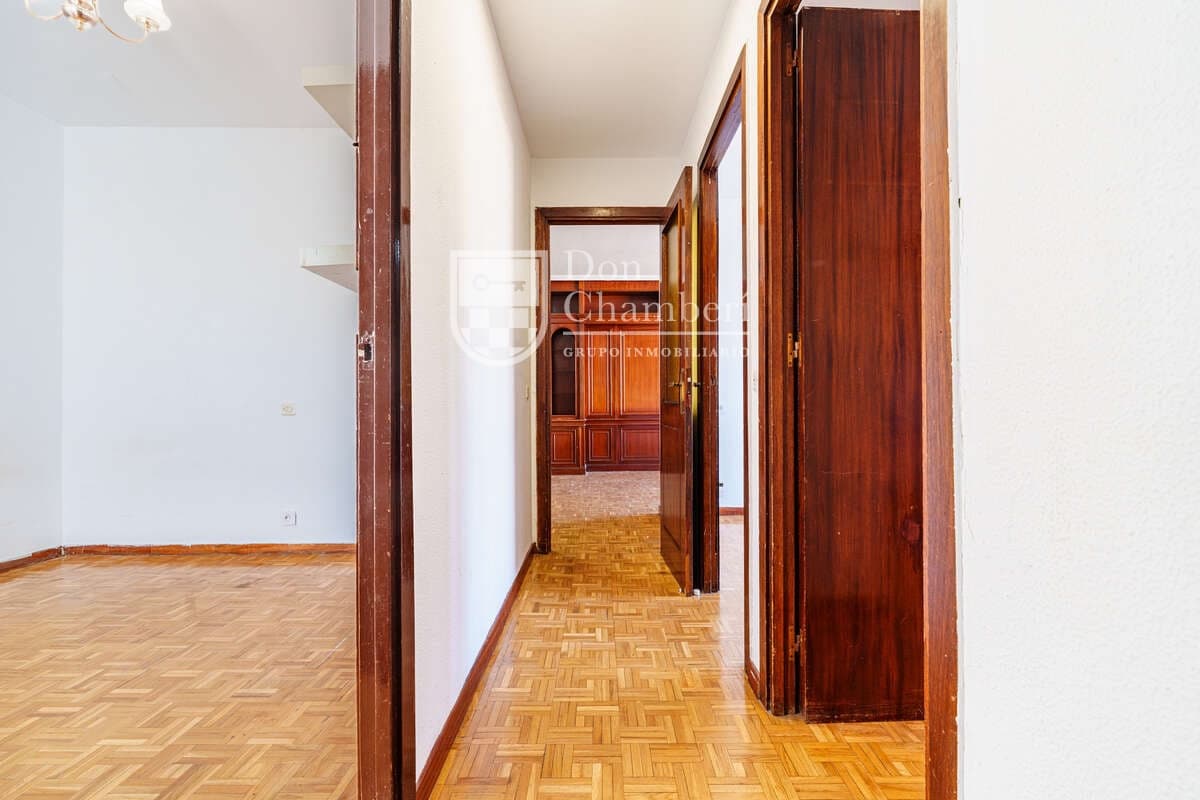 4 soveværelse Lejlighed til salg i Madrid by - € 849.000 (Ref: 9830525)