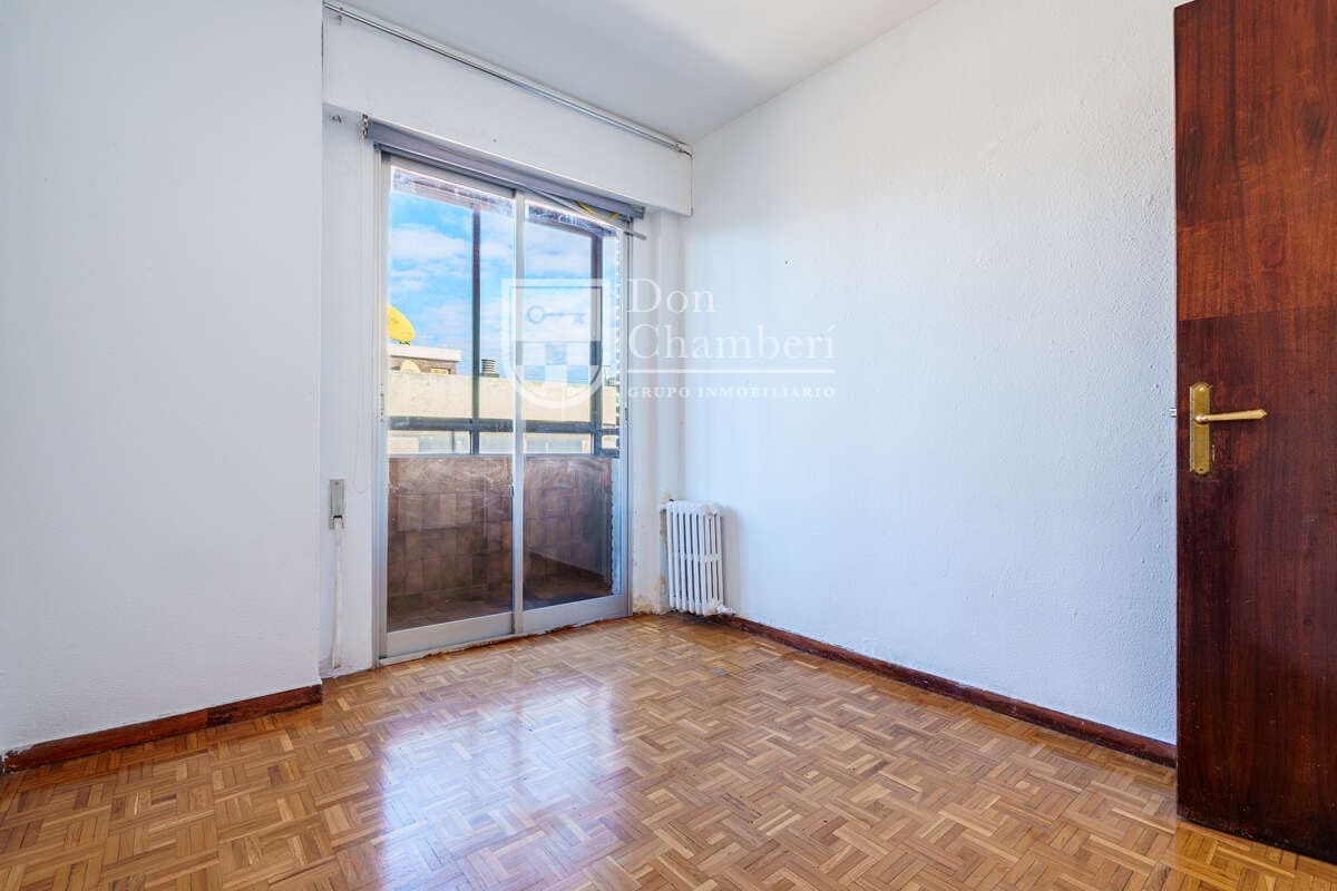 4 soveværelse Lejlighed til salg i Madrid by - € 849.000 (Ref: 9830525)