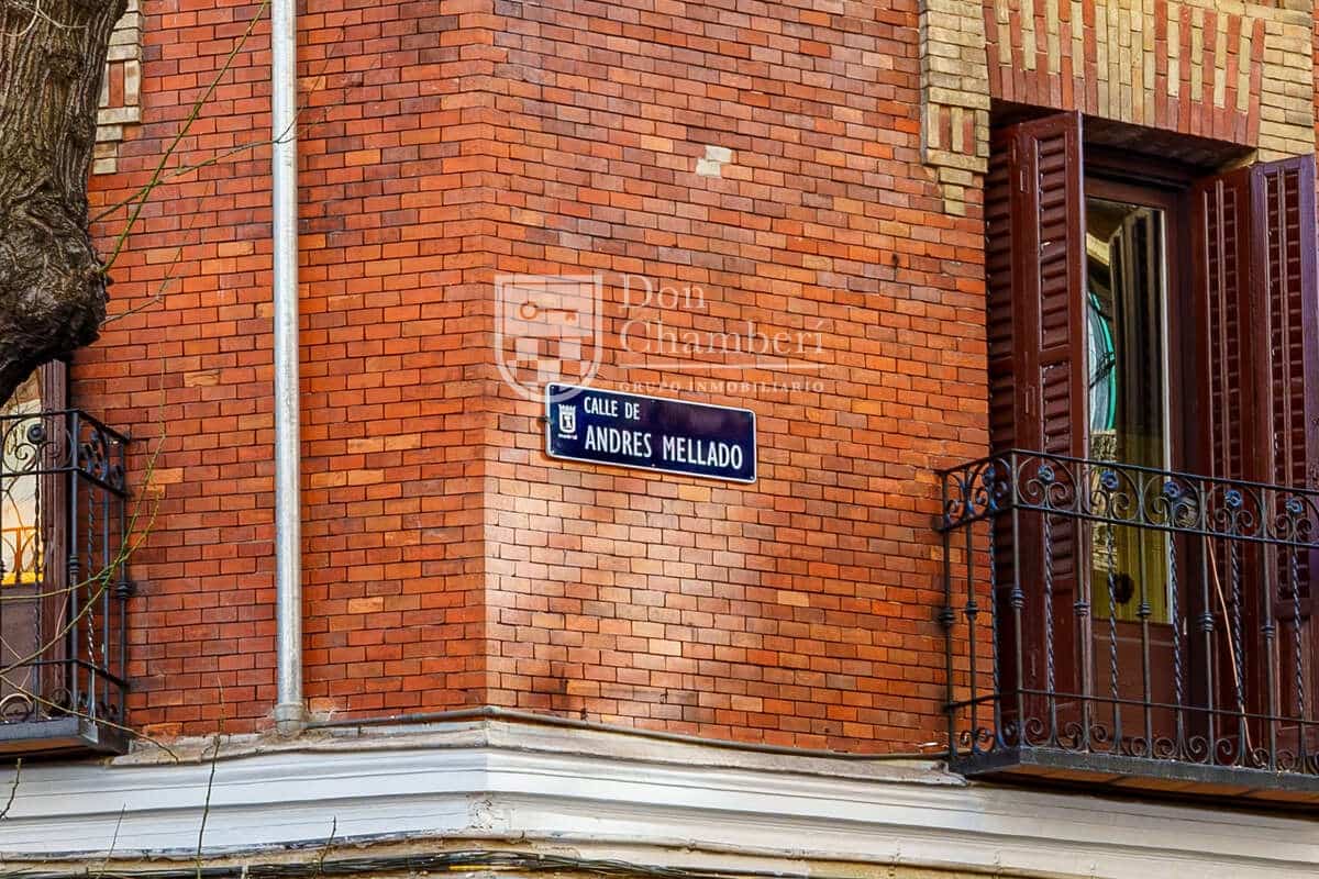 4 soveværelse Lejlighed til salg i Madrid by - € 849.000 (Ref: 9830525)