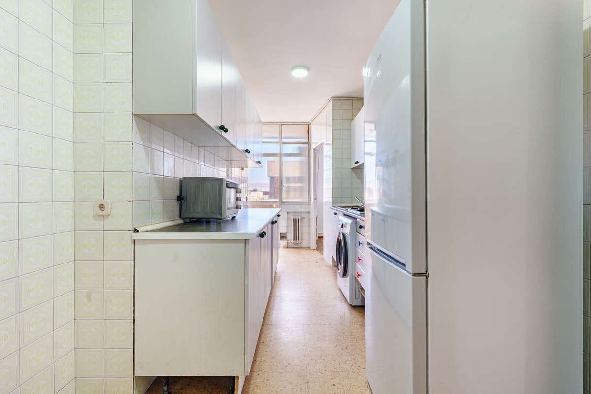 4 bedroom Flat for sale in Madrid city - € 849,000 (Ref: 9830525)