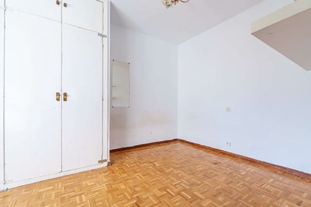 4 quarto Apartamento para venda em Chamberí, Madrid cidade - 849 000 € (Ref: 9830525)
