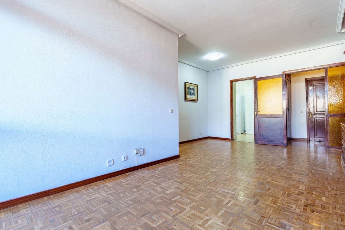 4 bedroom Flat for sale in Madrid city - € 849,000 (Ref: 9830525)