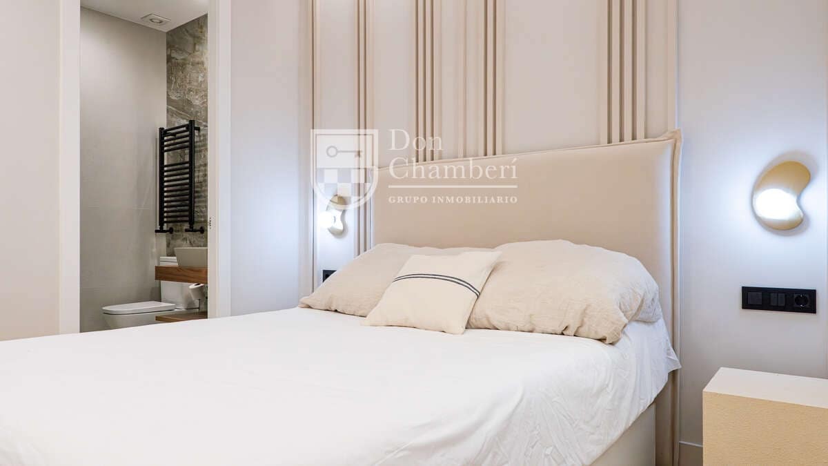 Appartement de 3 chambres à louer à Madrid ville - 4 400 € (Ref: 9863932)