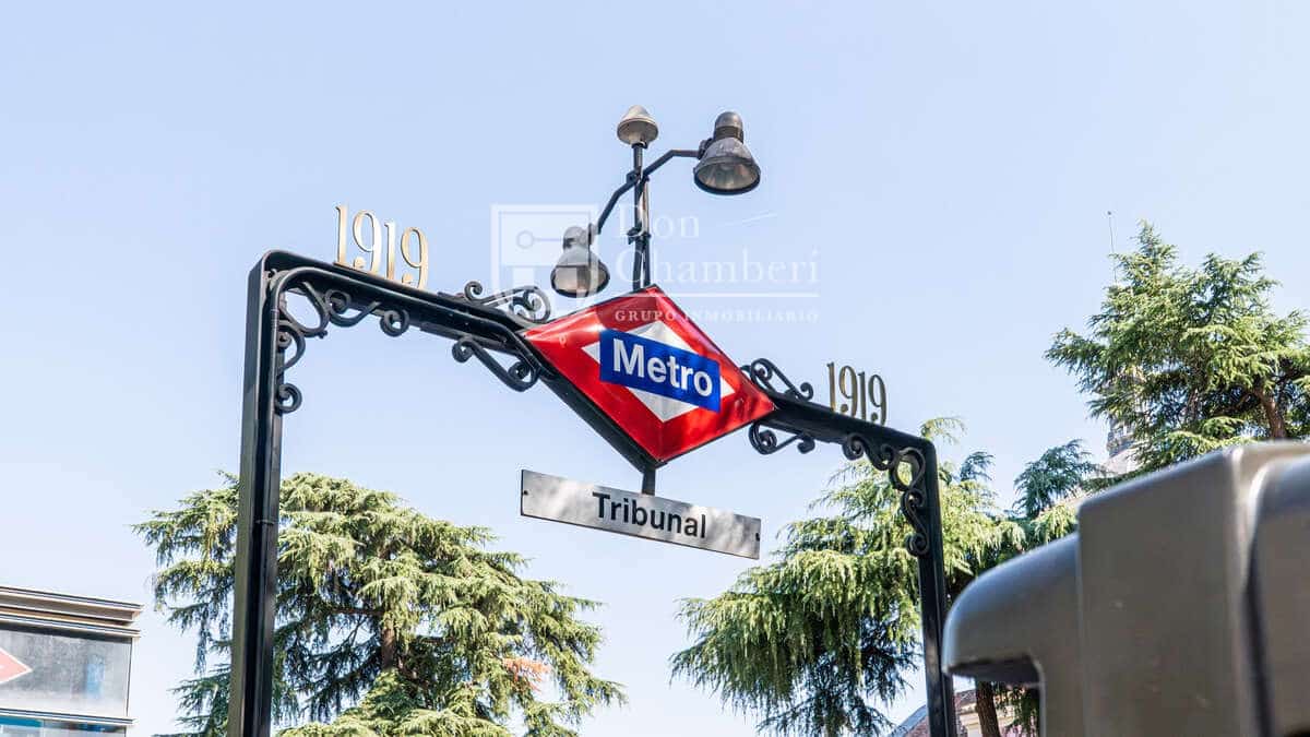 Appartement de 3 chambres à louer à Madrid ville - 4 400 € (Ref: 9863932)