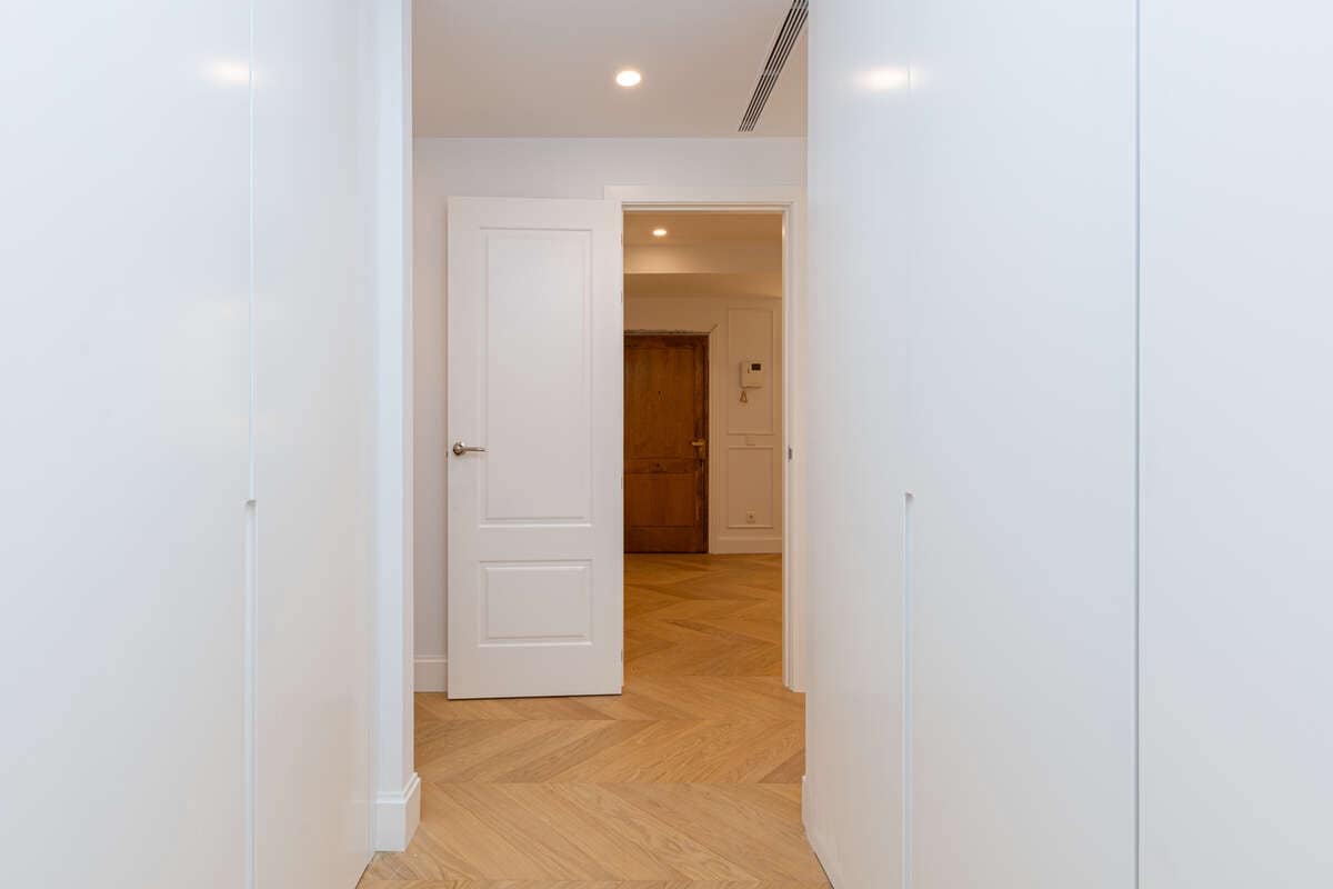 3 bedroom Flat for sale in Madrid city with garage - € 2,700,000 (Ref: 9875595)