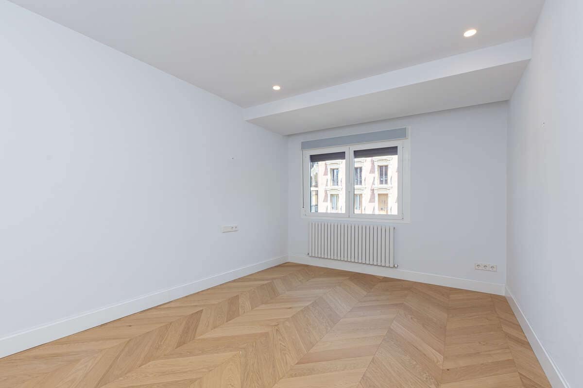 3 bedroom Flat for sale in Madrid city with garage - € 2,700,000 (Ref: 9875595)