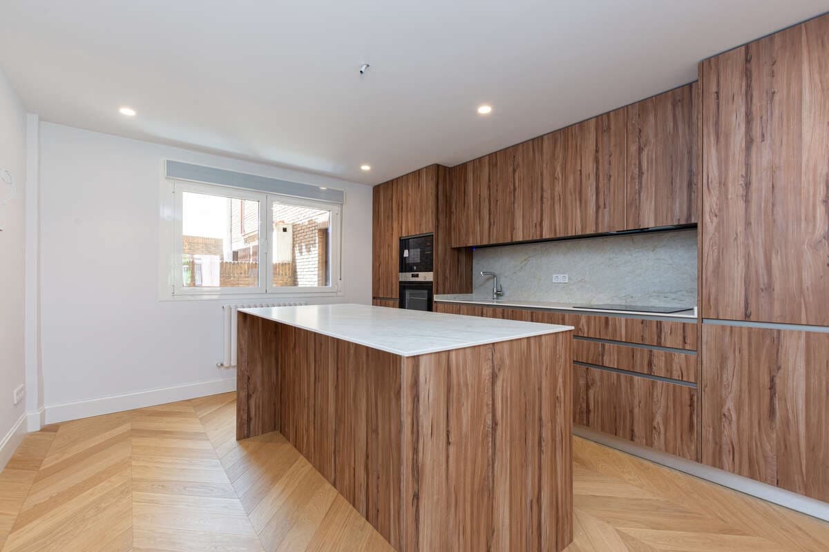 3 bedroom Flat for sale in Madrid city with garage - € 2,700,000 (Ref: 9875595)