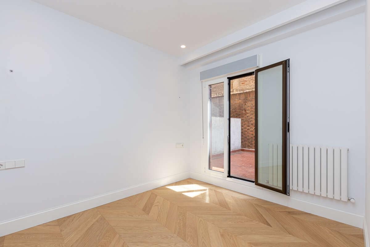 3 bedroom Flat for sale in Madrid city with garage - € 2,700,000 (Ref: 9875595)